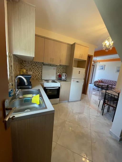 Eirini House Apartment Leonídion Exterior photo
