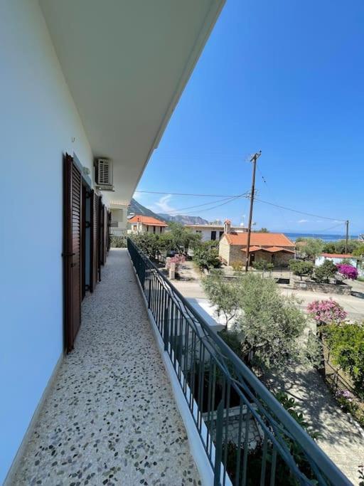Eirini House Apartment Leonídion Exterior photo